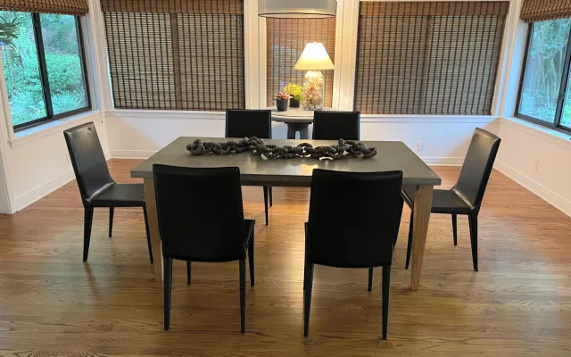 Midtown Aufenthalt-
2 Schlafzimmer, 2 Bäder
Gemeinsame große Wohnung...