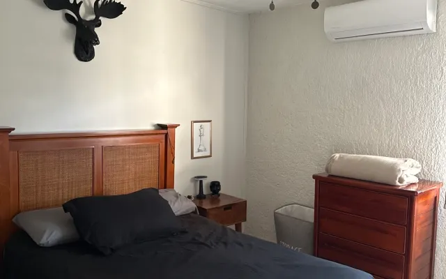 Room in apartment in colonia providencia, near andares!