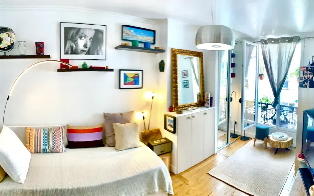 Studio in the heart of Paris near Marais