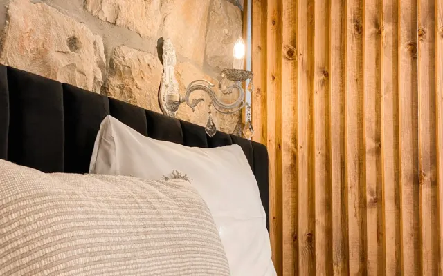 Jerusalem Central: Your Stylish Stay