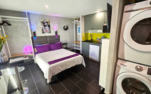 Villa avec piscine chauffée, buanderie, ping-pong et plus encore