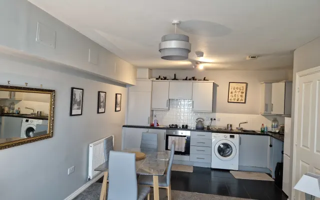 Coventry 2 bed self catering gem!