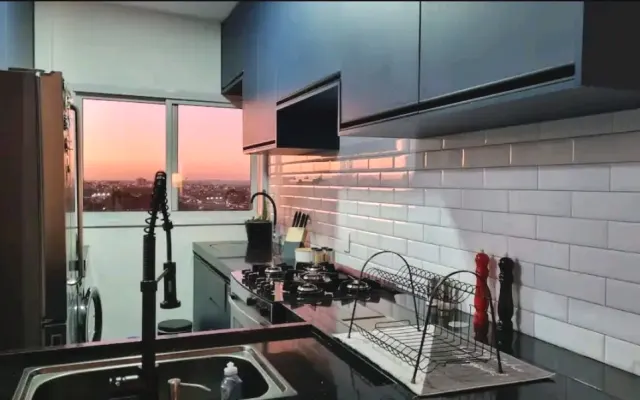 ROOM IN COMFORTABLE APARTMENT