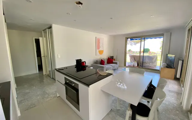 Wunderschöne 50m2 Wohnung mit 50m2 Terrasse