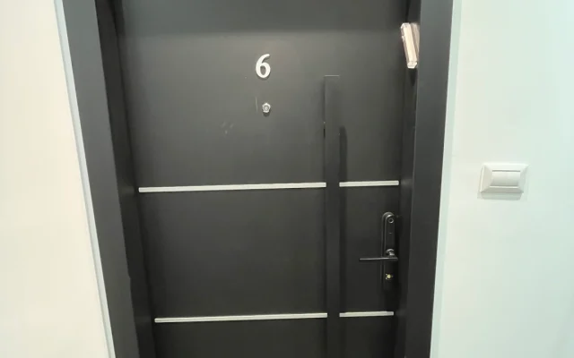 Apartamento de 2 habitaciones con refugio antibombas