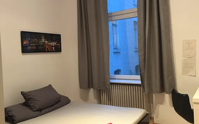 Bellissimo appartamento in una delle migliori zone di Colonia.