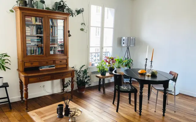 Un piso tranquilo en el corazón de Montmartre