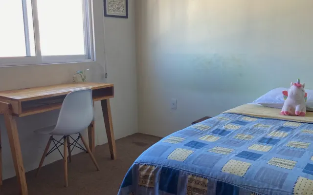 Comfortable room with a beautiful view of the Deer Park.