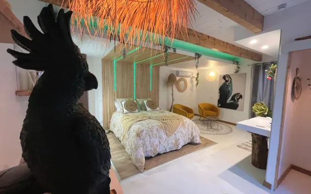Quarto do Amor Suite balinesa e balneoterapia