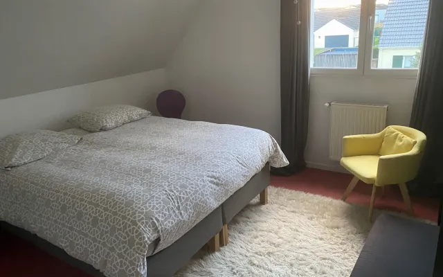 Arras : Camera in una casa indipendente