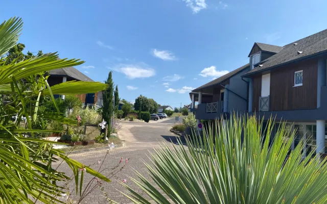 Belle résidence avec 43 logements meublés proche toutes commodités