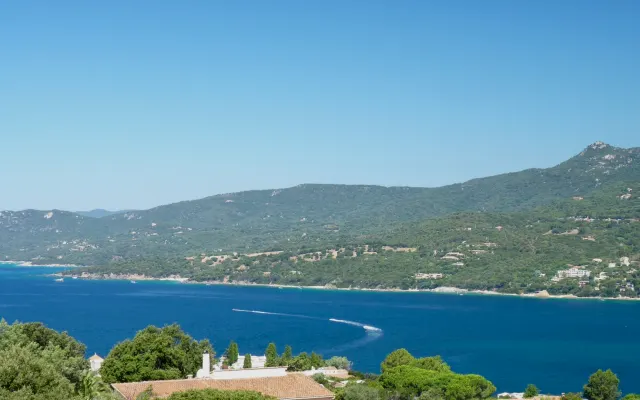 Bellissimo monolocale PANORAMICO vista mare