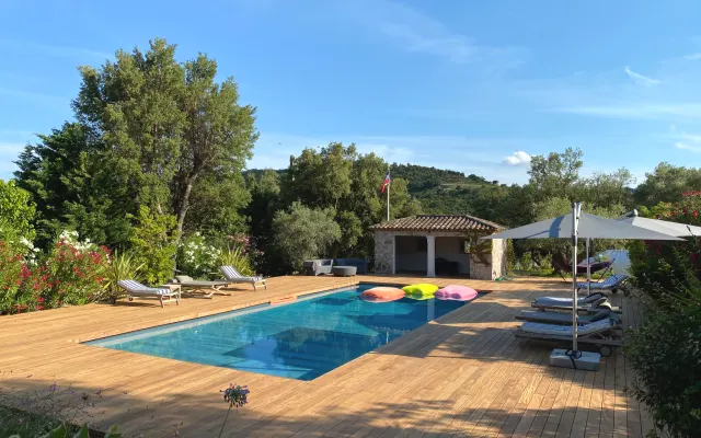 Magnífica villa en el corazón de los viñedos