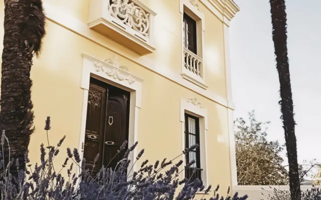 Hébergement historique et artistique dans la campagne galicienne