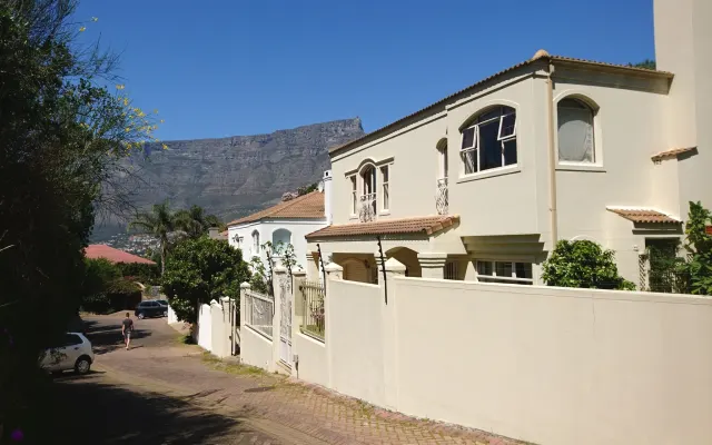 House on the Mountain in the City Bowl Cape Town