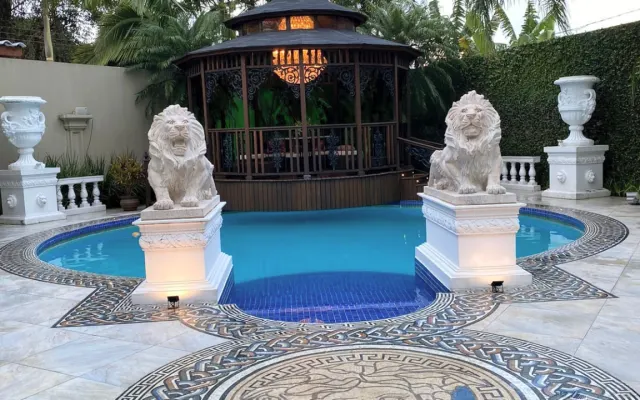 Mansión de Lujo Cabeçudas Playa - Suite Princesa de Gales