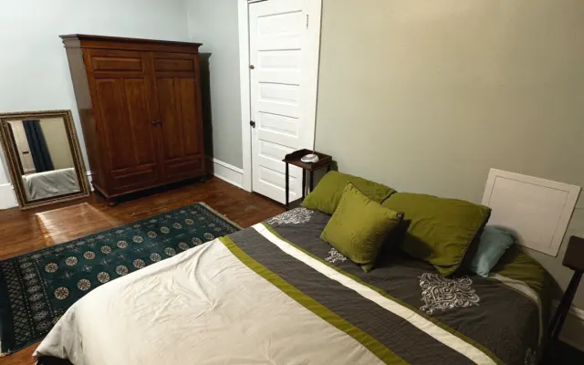 Private room near downtown
