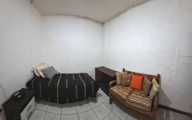 House South Zone RJ 5 beds
Close to everything in Rj