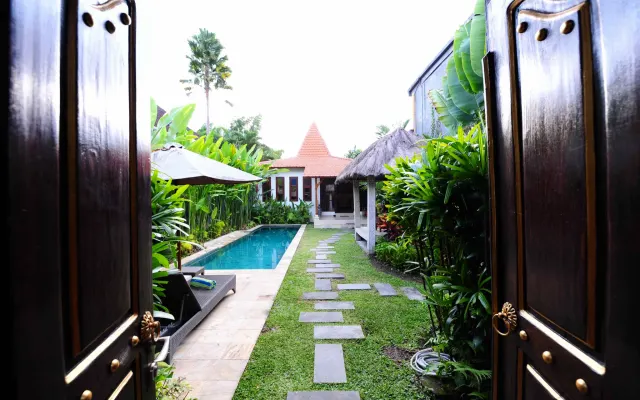 Villa Paradise-Tropical Villa de 2 quartos com uma grande piscina e...