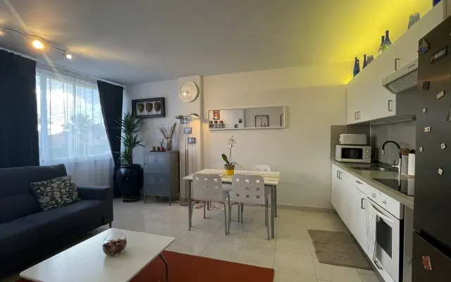 Bellissimo appartamento, Rumah sama sama