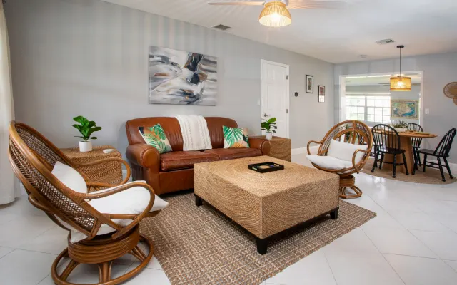 Fun Getaway in der Nähe der Action von Wilton Manors & Downtown FLL