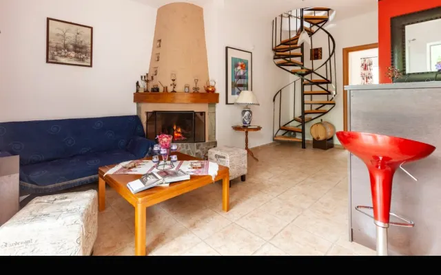 Sea view maisonette near Nafplio!1’ drive to beach