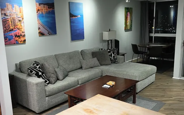 One bed one bath parking in Waikiki with mountain views