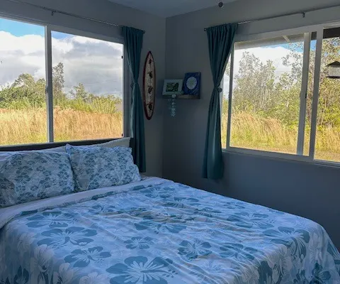 Chambre et salle de bains confortables. Près du parc national de...