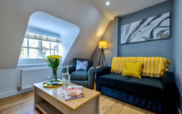 Stylish Stamford Centre 2 Bedroom Apartment with Fast WiFi