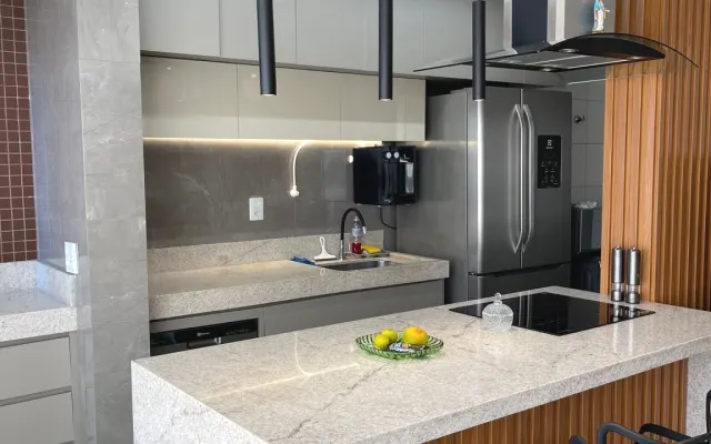 Piso de lujo, calidad, 2 suites frente al parque de cascavel