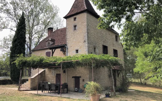 Espléndida casa Quercy. Espléndida casa Quercy