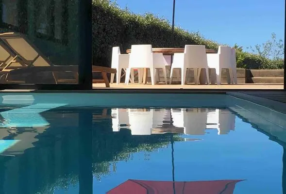 Magnífico chalet junto al mar con vistas de 180°, playa a 100 m