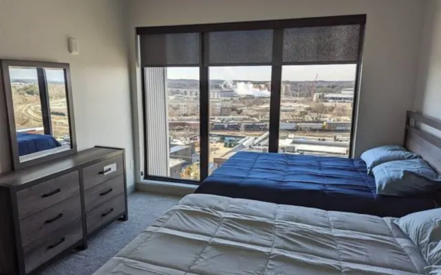 Estrellas de metal Midtown Living