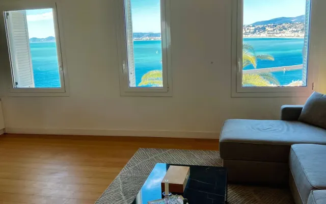 Increíble habitación en una villa histórica junto al mar