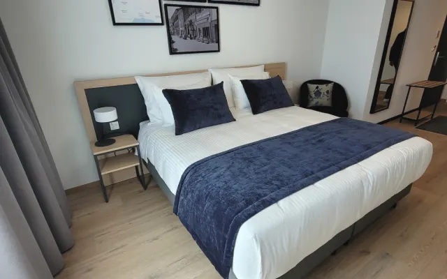 Nuevo hotel en Yverdon, hy tec moderno, discreto y muy confortable,