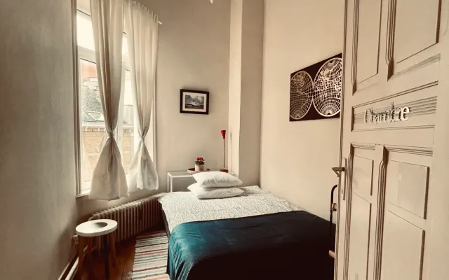 Gemütliches und sauberes Zimmer in einer Wohngemeinschaft
