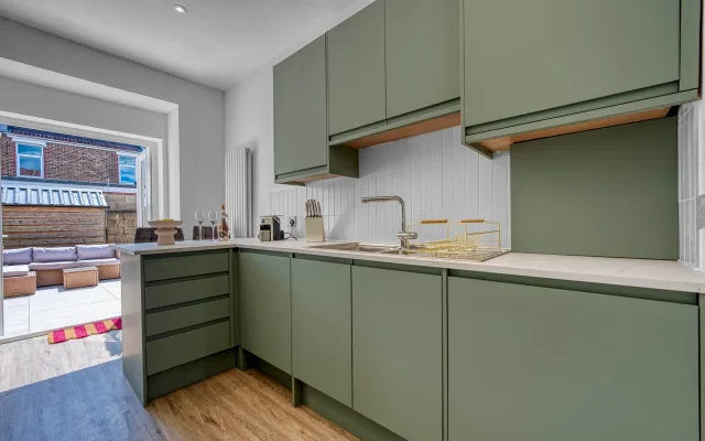 3 BR Spaziosa casa di design di grandi dimensioni, 8 posti letto...