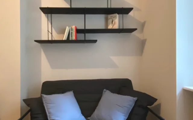 Studio récemment rénové au cœur du centre ville de Berlin (Mitte)