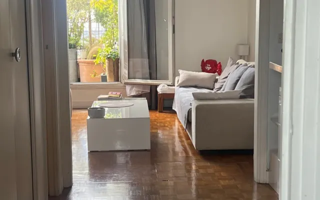 Large bedroom in cosy apartment with sky terrace - JO