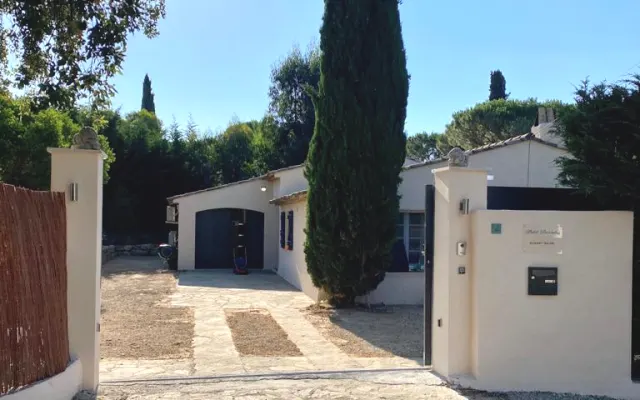 Villa petit Paradis in Gigaro Pool