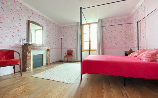 Spacious bedroom in Bresse manor house