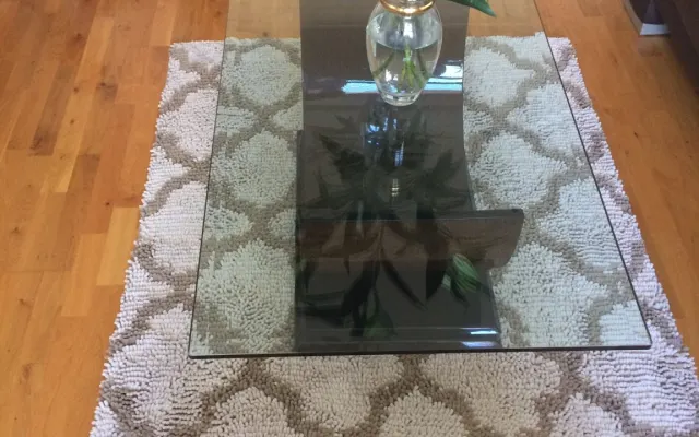 Apartamento bem conservado, 2o andar. Excelente vizinhança, perto de...