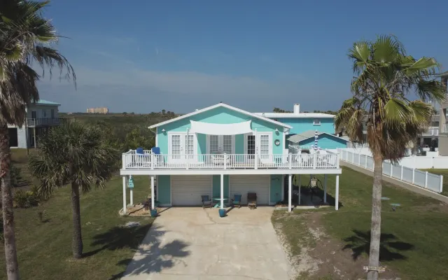 Semplicemente da spiaggia! 3bd 2ba a pochi passi dall'oceano e dalla...