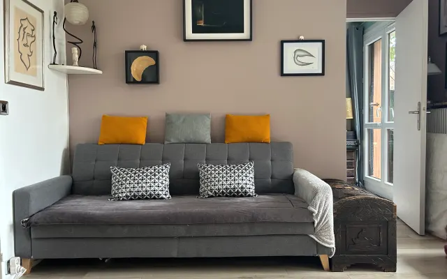 Beautiful apartment with terrace and garden