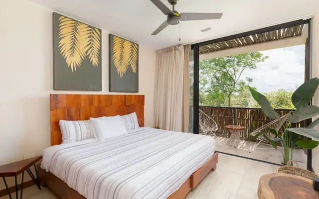 Duplex de luxe avec piscine privée+condominium avec sécurité 24 heures 