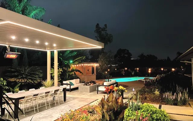 Sunny Tropical Oasis in El Cajon.