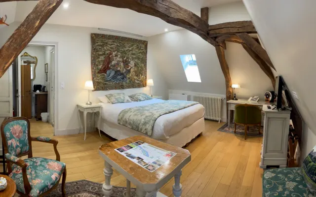 Sous les toits du XVIIIe siècle - Chambre d'Agnès.