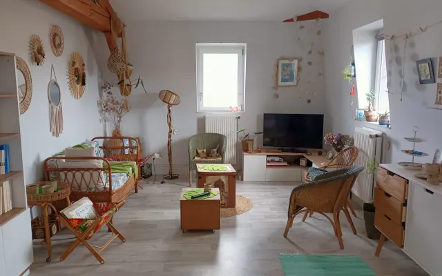 Appartement douillet, au 1er étage, à 5 m à pied du château