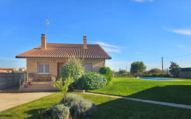Casa rurale con giardino e piscina privata