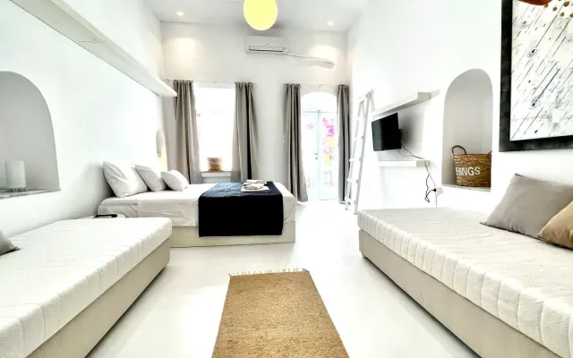 Cozy and bright apartment in Mykonos town